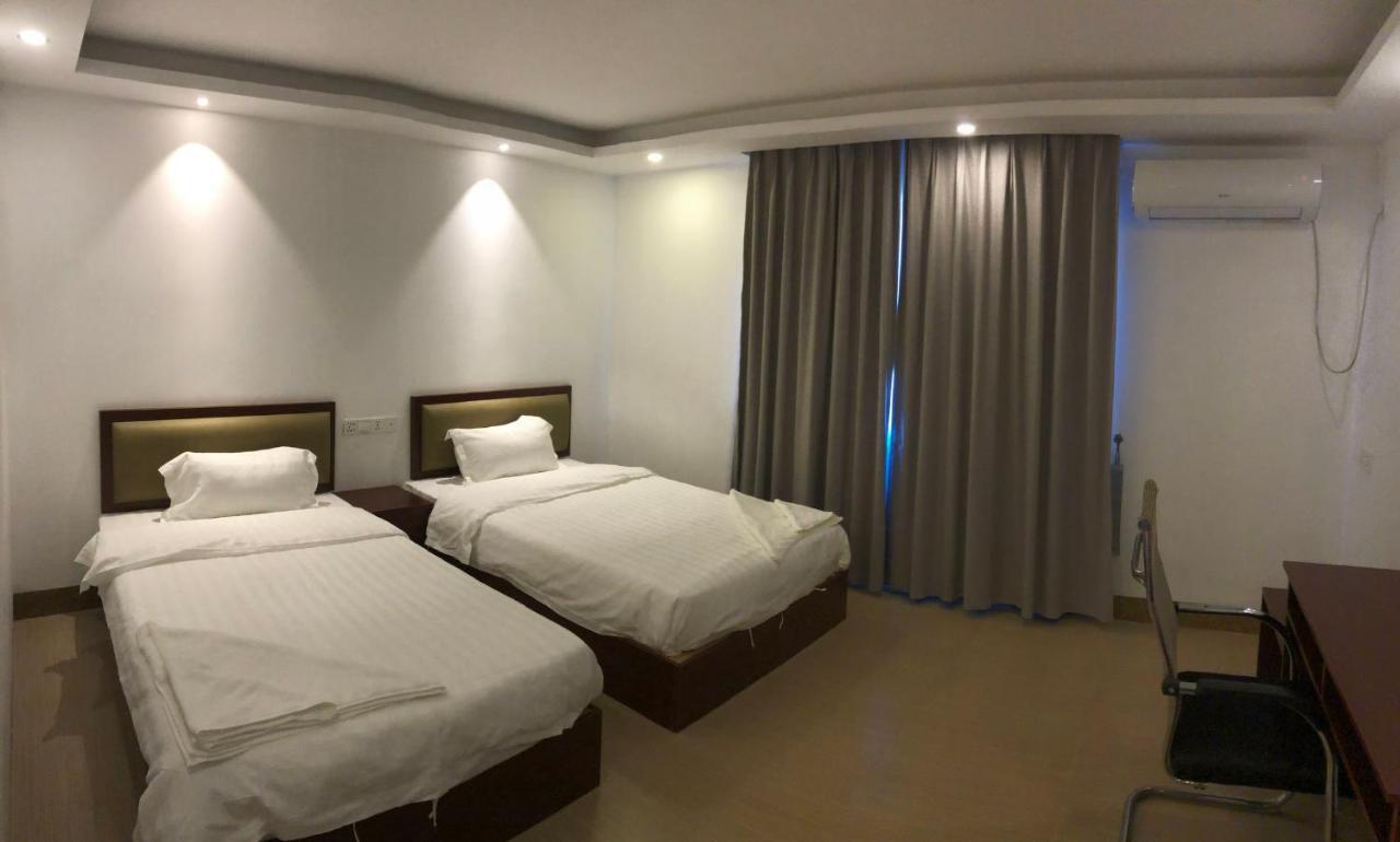 Yaou Hotel Phnom Penh Extérieur photo